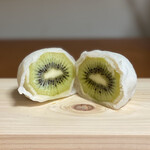 覚王山フルーツ大福 弁才天 - キウイ