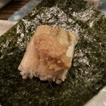 串焼家　まる房ず - うなぎの白焼きに山わさびの乗っけて海苔で巻いて