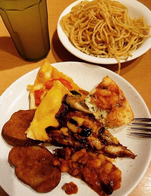シェーキーズ 横浜西口店 Shakey S 横浜 ピザ 食べログ シェーキーズ 横浜西口店 Shakey S 横浜 ピザ 食べログ