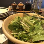 熟成和牛ステーキグリルド エイジング・ビーフ TOKYO - ランチの食べ放題サラダ
