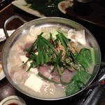 肝屋　嘉正亭　みその - 牛もつ白湯鍋