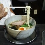 麺屋 番 - 塩ラーメン(細麺) ¥790