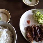 炭火焼牛タン音炭  - 