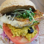 MK CAFE - Makoto鯖バーガー(元モーニング娘。小川真琴さんとのコラボ鯖バーガー)