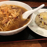 生味園 - ネギラーメン・半炒飯セット 830円（税別）