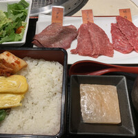 牛の達人　Private 西新宿店 - 