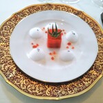 レストラン クレッセント - トマトのコンプレッション　プラムオイル風味