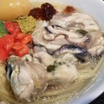 塩そば専門店 桑ばら - 低温調理牡蠣とオイスターリーフの冷やし潮そば