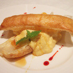 ヴァン・ド・レーヴ - パイと季節の果物とカスタードクリーム(840円)