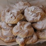 ブーランジェリー セイジアサクラ - パン棚