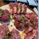 炭火焼肉 かんちゃん - 特上赤肉盛り合わせ
