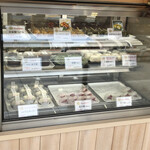 どら焼き専門店 嘉祥庵 - 店頭ショーケース②