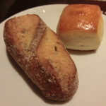 ラ ターブル ドゥ ジョエル・ロブション - パンのグレードも非常に高いです。