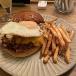 KAKUMEI Burger & cafe - 