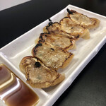 双喜紋 - 餃子（辛くないほう）