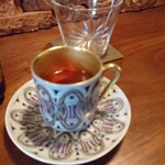 cenci - 北欧のアンティークカップで登場したのは、はぶ茶？綺麗なカップだったのだけど、写真のピント甘くてごめんなさい。
