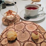 Installation Table ENSO L'asymetrie du calme - 