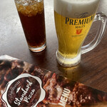 スタンダードピザ - ドリンク写真:コーラとビール