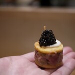 銀座 大石 - 初鰹と新玉葱のグジェール