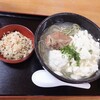 うちなあ家 - ゆし豆腐そば　よもぎ麺