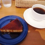 喫茶ビジュゥ - クレームアンヴェルセとグァテマラ（１２年６月ランチ）