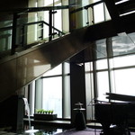 マンダリンバー - 水が流れ、気持ちのいい空間です。