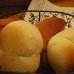 UOKIN PICCOLO - お通しのパン