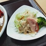 レストラン 戸々魯 - サラダ