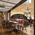 マーノ エ マーノ - 店内光景。