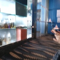 スカイクルーズマクハリ アパホテル＆リゾート東京ベイ幕張 - お店の入口。開店時刻が近づく扉が開けられます。