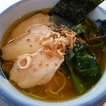 海老塩麺　960円