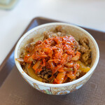 すき家 - 料理写真:キムチ牛丼☆