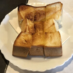 グリル佐久良 - バター香る厚切りトースト！