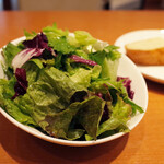 ダフィーロ - パスタランチ(1000円)の15品目の野菜サラダ