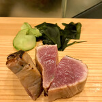鮨処 多田 - カツオのたたき ステーキ風