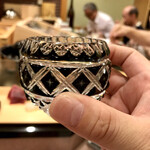 鮨処 多田 - 酒器は薩摩切子で