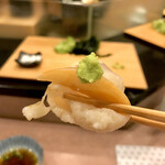 鮨処 多田 - イシカゲガイ 塩パラ山葵リフト