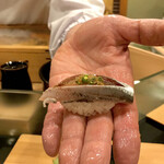 鮨処 多田 - イワシ(握り)