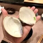 鮨処 多田 - ハマグリ でけー！