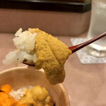 鮨処 多田 - 小樽のムラサキウニ リフト