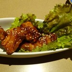 麺酒屋 蛸料理 一龍亭 - ヤンニョムチキンリンゴソース