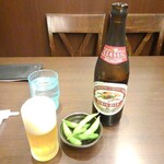 Nagasaka Sarashina Nunoya Tahee - 瓶ビールとおとおし