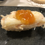 味乃しゅうか - 毛蟹の握り内子乗せ