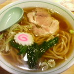 ラーメン ナムチャイ - 煮干ダシのちょっと甘めスープでしっかり麺のラーメンです