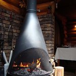 オーベルジュ ド コム・シノワ ROKKO - 蒔きストーブ