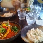 Rojiura Curry SAMURAI. - 旬菜23品目＋20辛(+200円) ご飯S(通常は▲\30）　今回は5周年特典で600円 +400円 = 1,000円