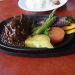 おきな堂 - 煮込みハンバーグ、1,350円