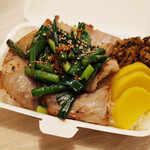 トンテキ食堂8 - トントロ弁当(700円)