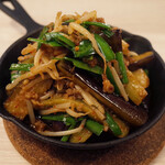 トンテキ食堂8 - 茄子のピリ辛味噌炒め(700円)