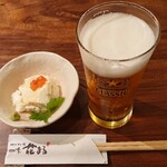 寿司と炉端焼 四季花まる - 生ビールと前菜